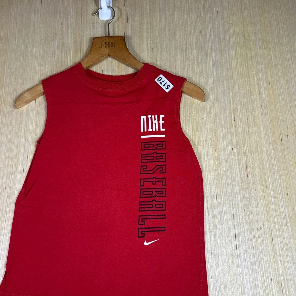 Nike baseball graphic